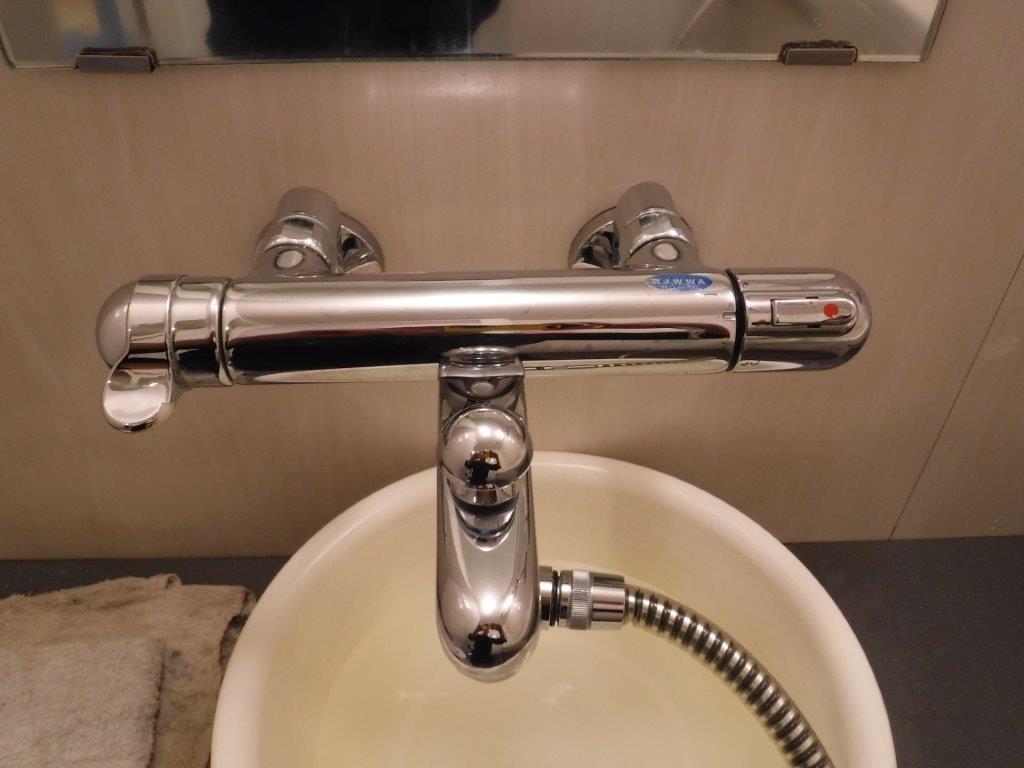 浴室水栓グローサーモ1000取付 - GROHE MART 施工ブログ