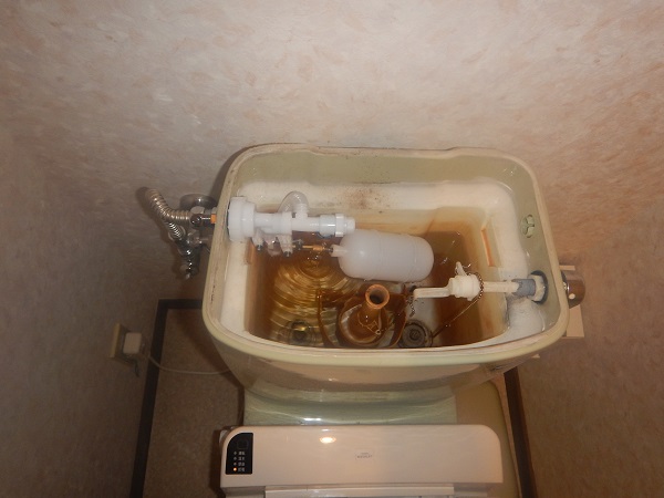 トイレタンク内(施工後)