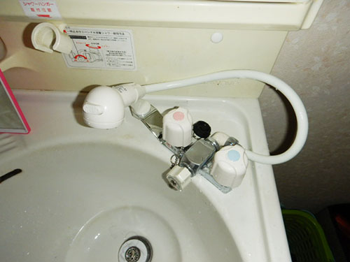 新しい水栓:KVK製 洗髪シャンプー水栓 品番: KF12F2-1E