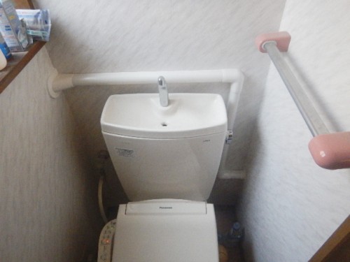 トイレ　モール配管
