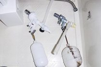 【トイレ】タンクから異音、トイレ内部品を交換