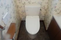 TOTOネオレスト水漏れによるトイレ交換（横浜市青葉区美しが丘西）