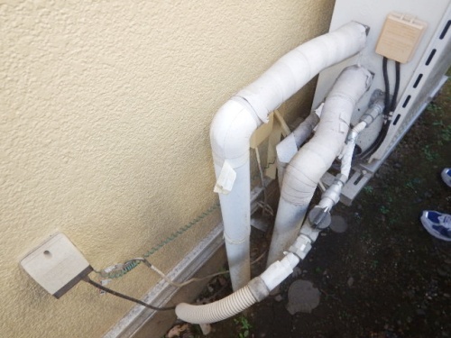 施工前 給湯器横