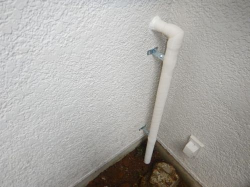 トイレの給水管一部新設