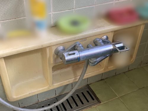 施工前 洗い場側水栓