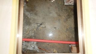 アパート床下の漏水による給湯管更新工事（東京都江戸川区北小岩)