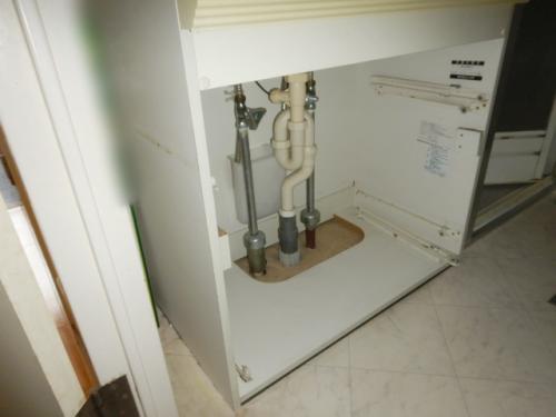 洗面台下の既設配管