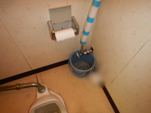 2階トイレの水漏れ