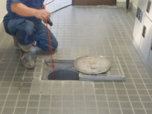 排水桝の高圧洗浄