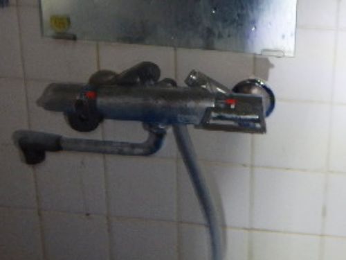 浴室水栓へ接続