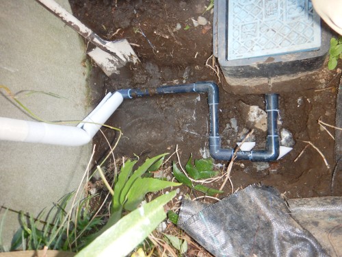 水道メーター横の埋設管取付