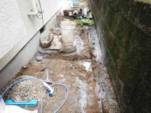 既設排水管の撤去
