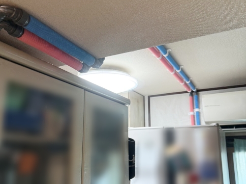 キッチンへ