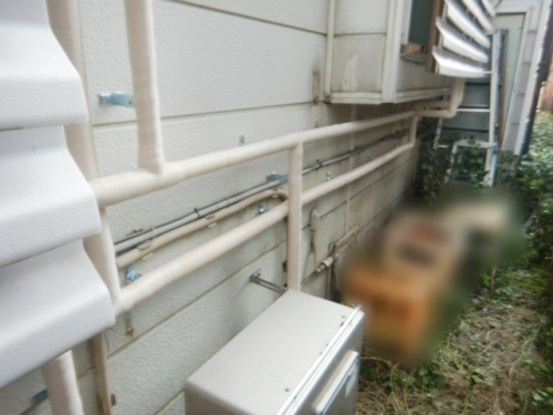 給水管・保温材取付