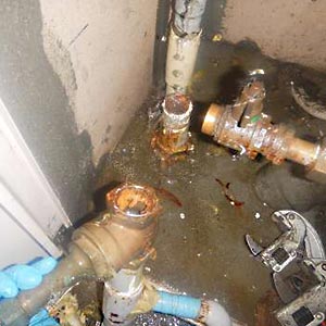 PS給水管の漏水修繕