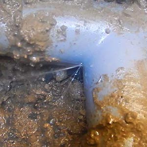 埋設管の漏水調査